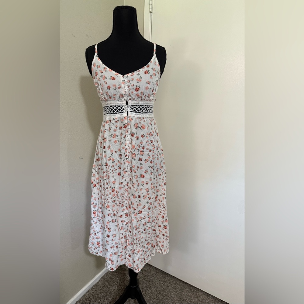 Floral Lace-Trimmed Dress
